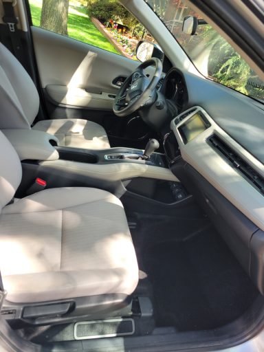 SUV After Detailing – Clean & Polished Finish

